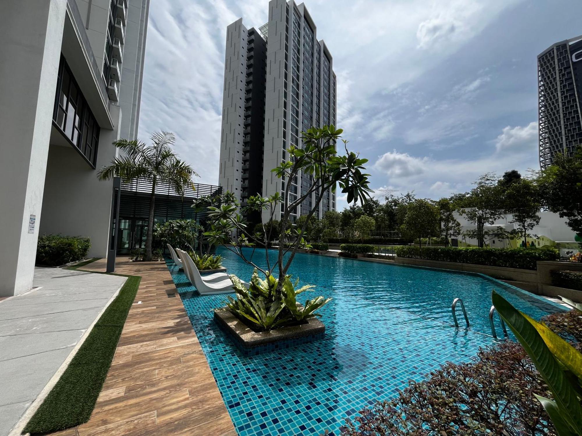 Vibrant Greenfield Residence Home - 5 Mins To Sunway Pyramid Petaling Jaya Exterior photo