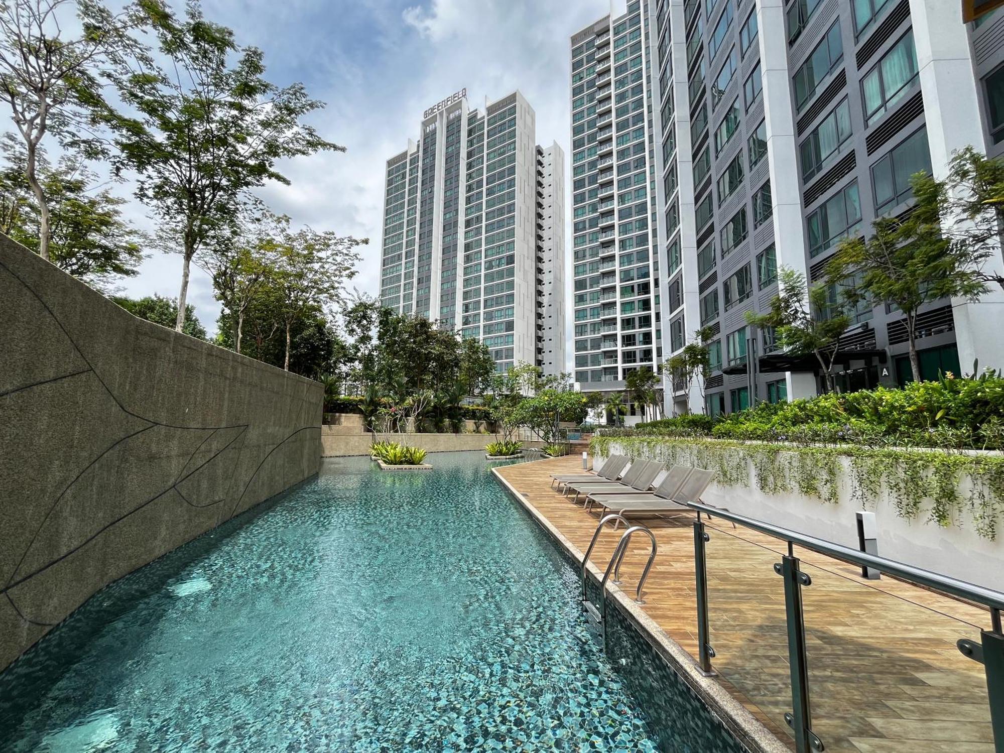 Vibrant Greenfield Residence Home - 5 Mins To Sunway Pyramid Petaling Jaya Exterior photo