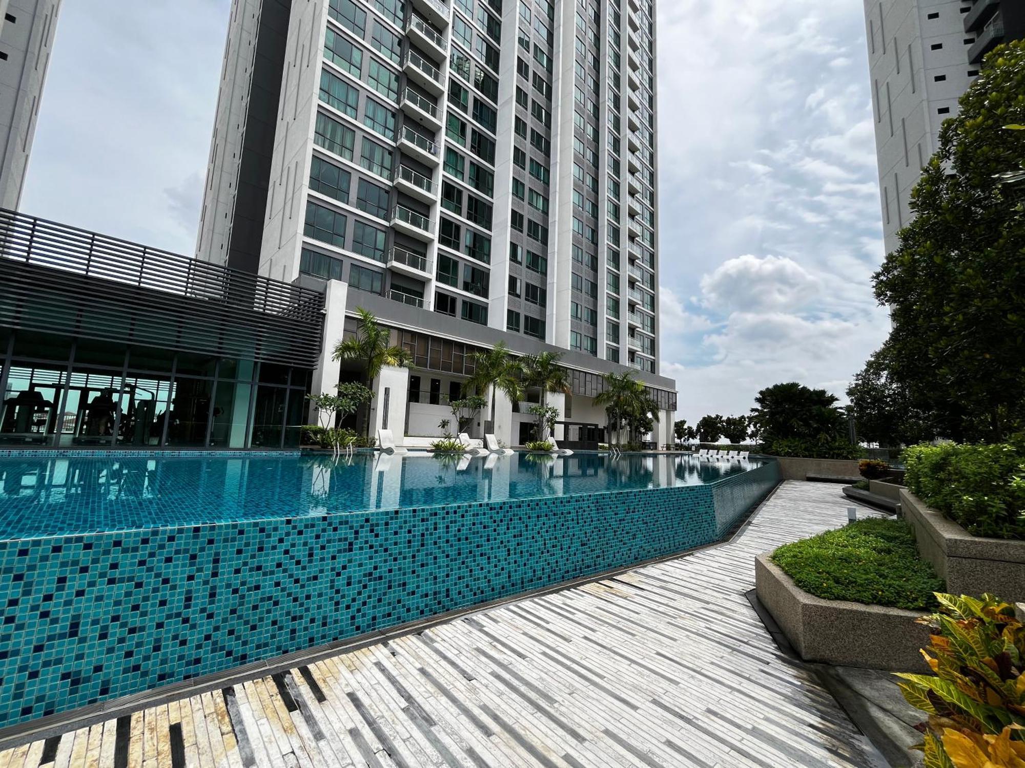 Vibrant Greenfield Residence Home - 5 Mins To Sunway Pyramid Petaling Jaya Exterior photo